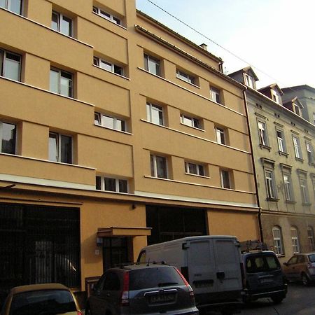 Irish Apartment Kraków Exteriör bild
